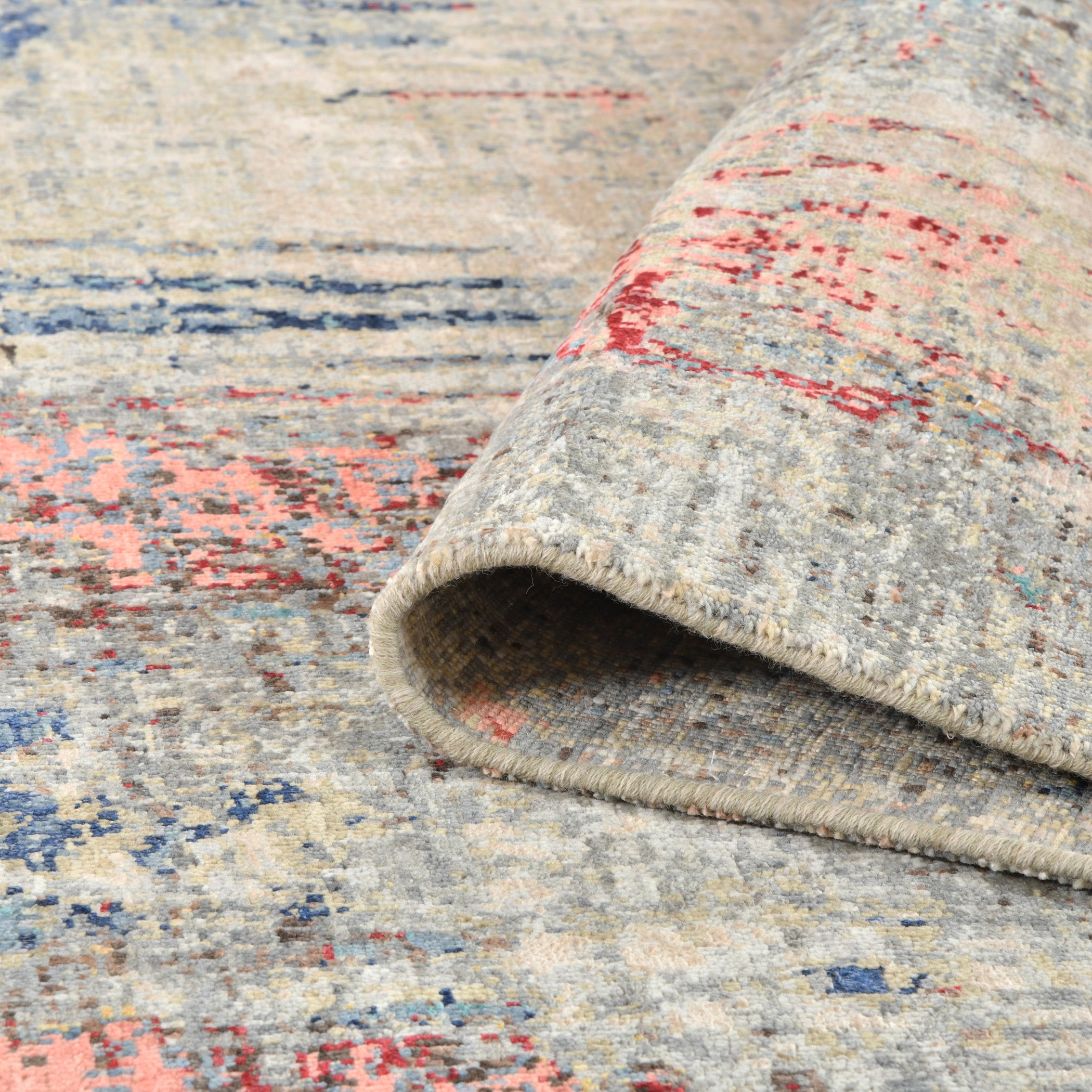 Pearl Stratus – abstract luxury wool and silk rug by Ashtari Carpets