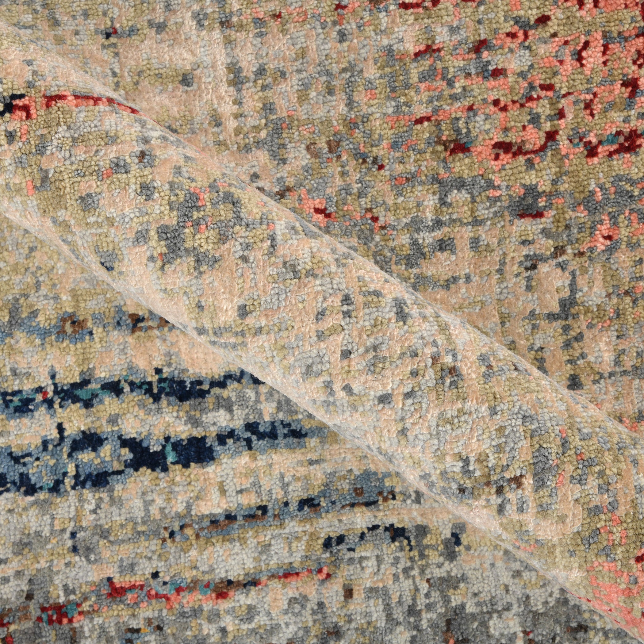 Pearl Stratus – abstract luxury wool and silk rug by Ashtari Carpets